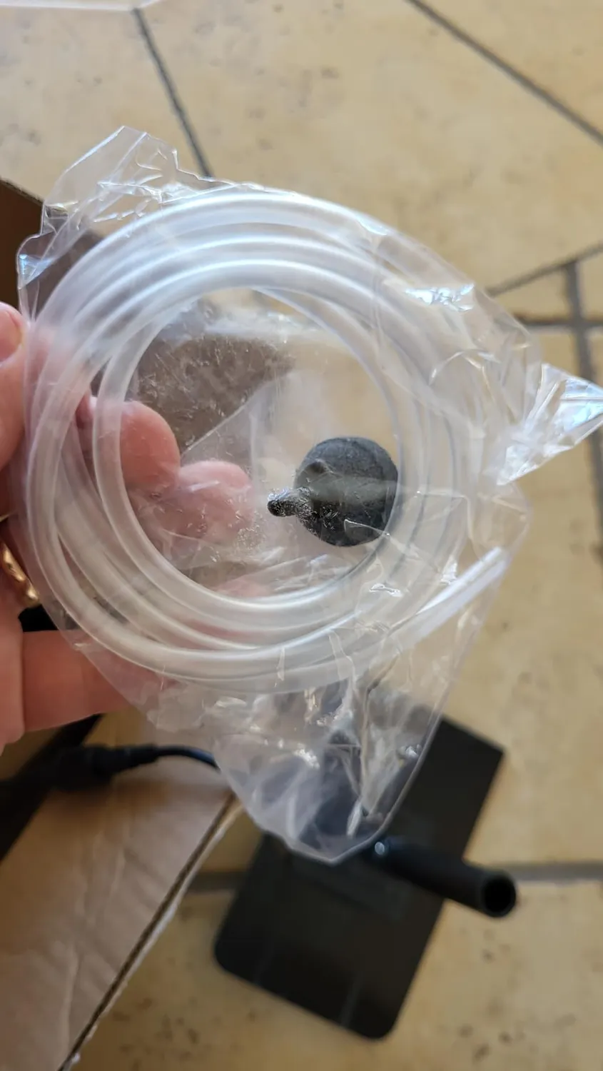 Decdeal Pompe à oxygène solaire pour bassin 3,7 V 1800 mAh